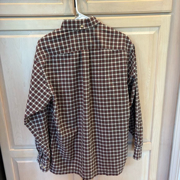 Men's Tommy Hilfiger cream, red & navy plaid button down shirt  | men’s small - Picture 5 of 7